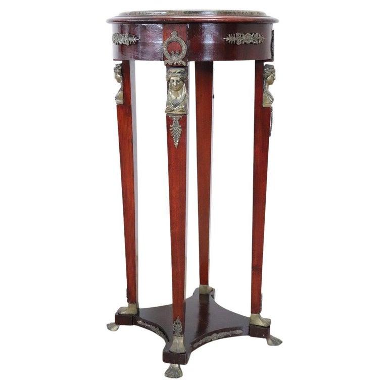 Beistelltisch im antiken Stil des 20. Jahrhunderts